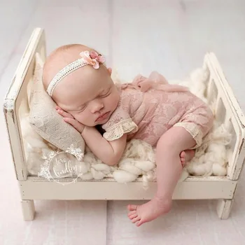Маленькая деревянная кровать в винтажном стиле, аксессуары для фотосъемки новорожденных, реквизит для фотосессии младенцев от 0 до 1 года, мальчиков и девочек